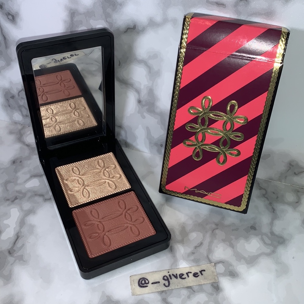 Nutcracker Sweet Copper Face Compact Extra Dimension Skinfinish MAC Highlighter